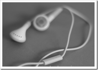 iPod Touch 2 earphones