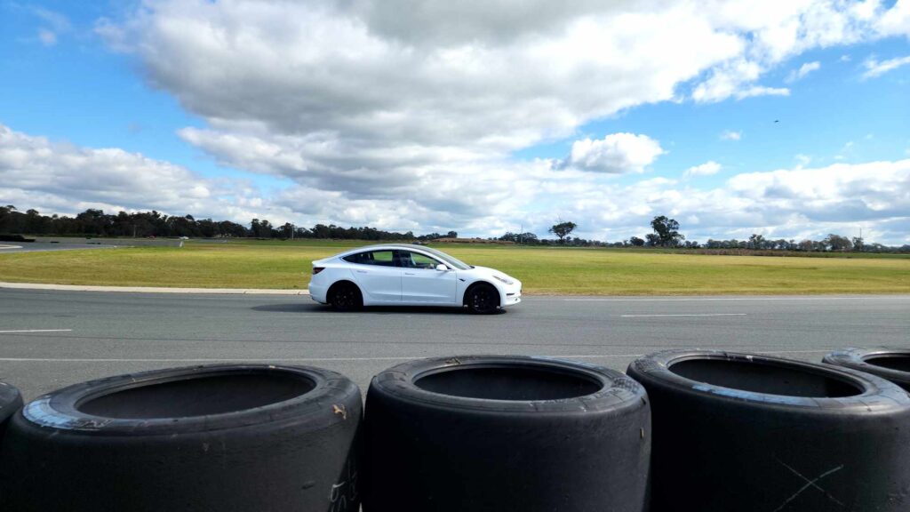 Tesla Performance Fastest Track Track Day with the Tesla Model 3 Performance in Track Mode, EV racing ...