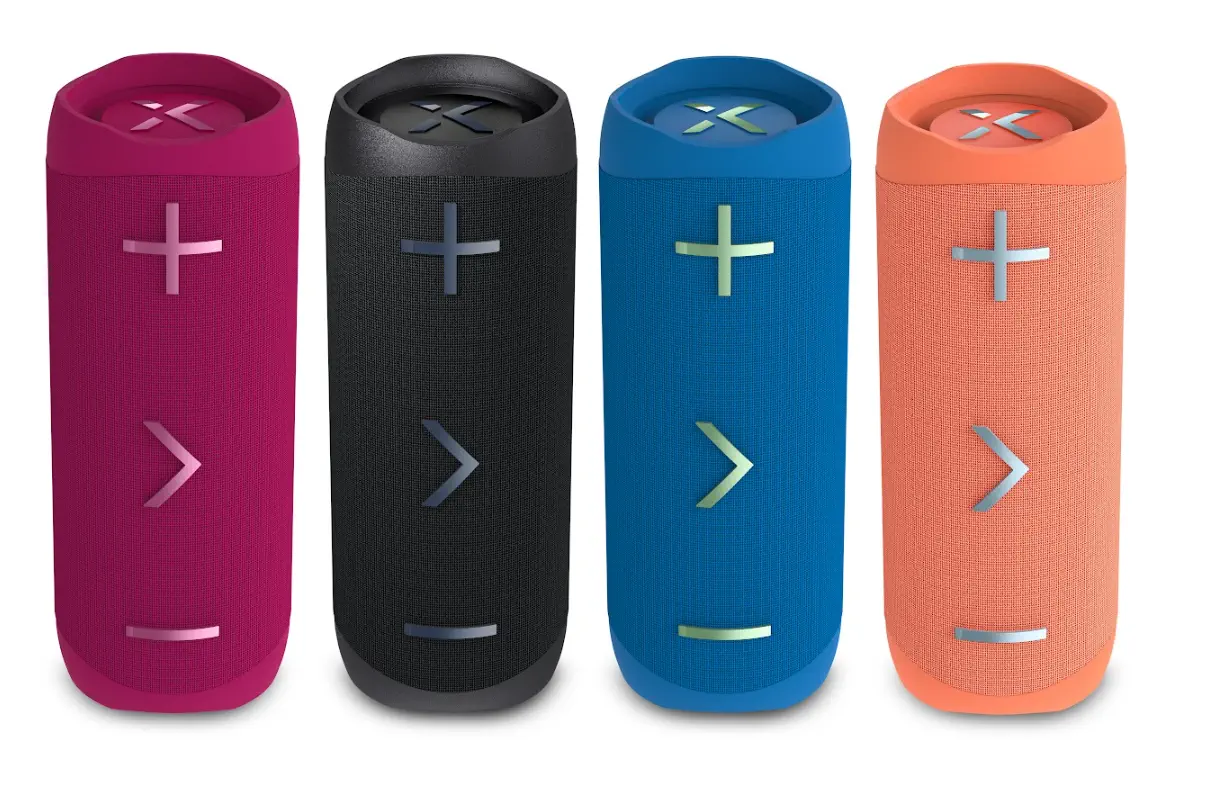 Le haut-parleur Bluetooth Blueant X-3D MAX est doté de la norme IP67, de 4 haut-parleurs actifs et d’une lecture continue.