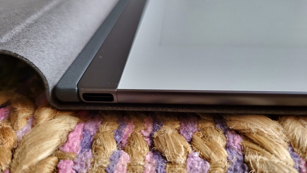 reMarkable showing the USB C charging port on the bottom of the tablet in the spine.