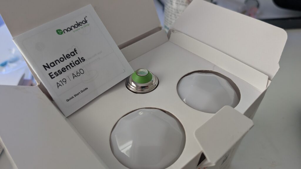 REVIEW: Control your Nanoleaf lights with a Smart Wireless Switch | techAU